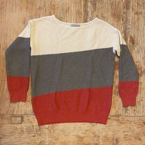 Sweater 3/4 length sleeves